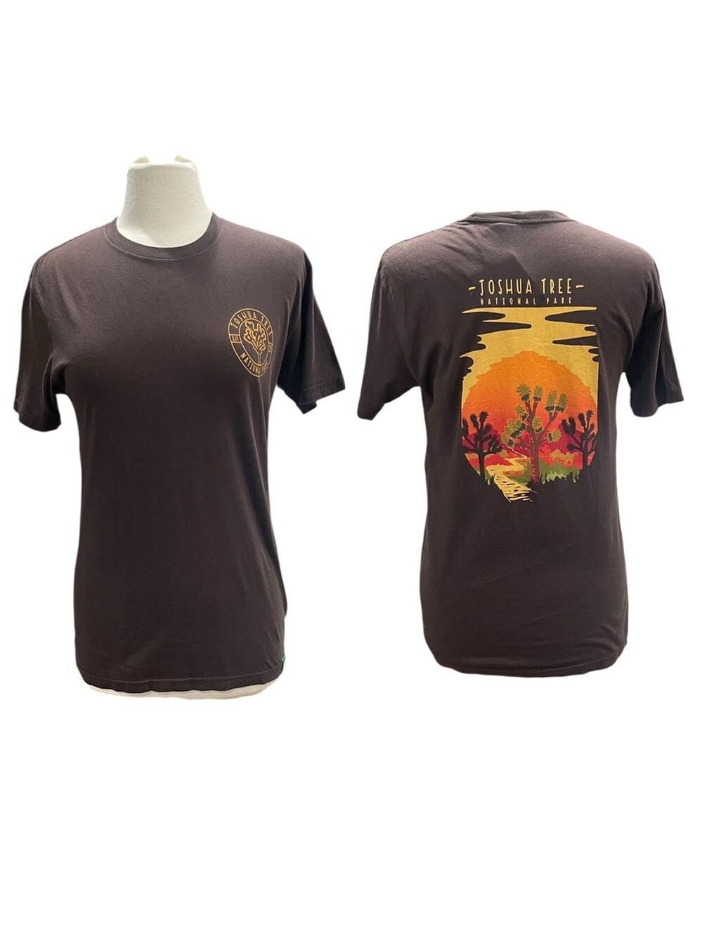 NWT Wild Tribute Joshua Tree Graphic T Shirt Women’s SZ S Brown
